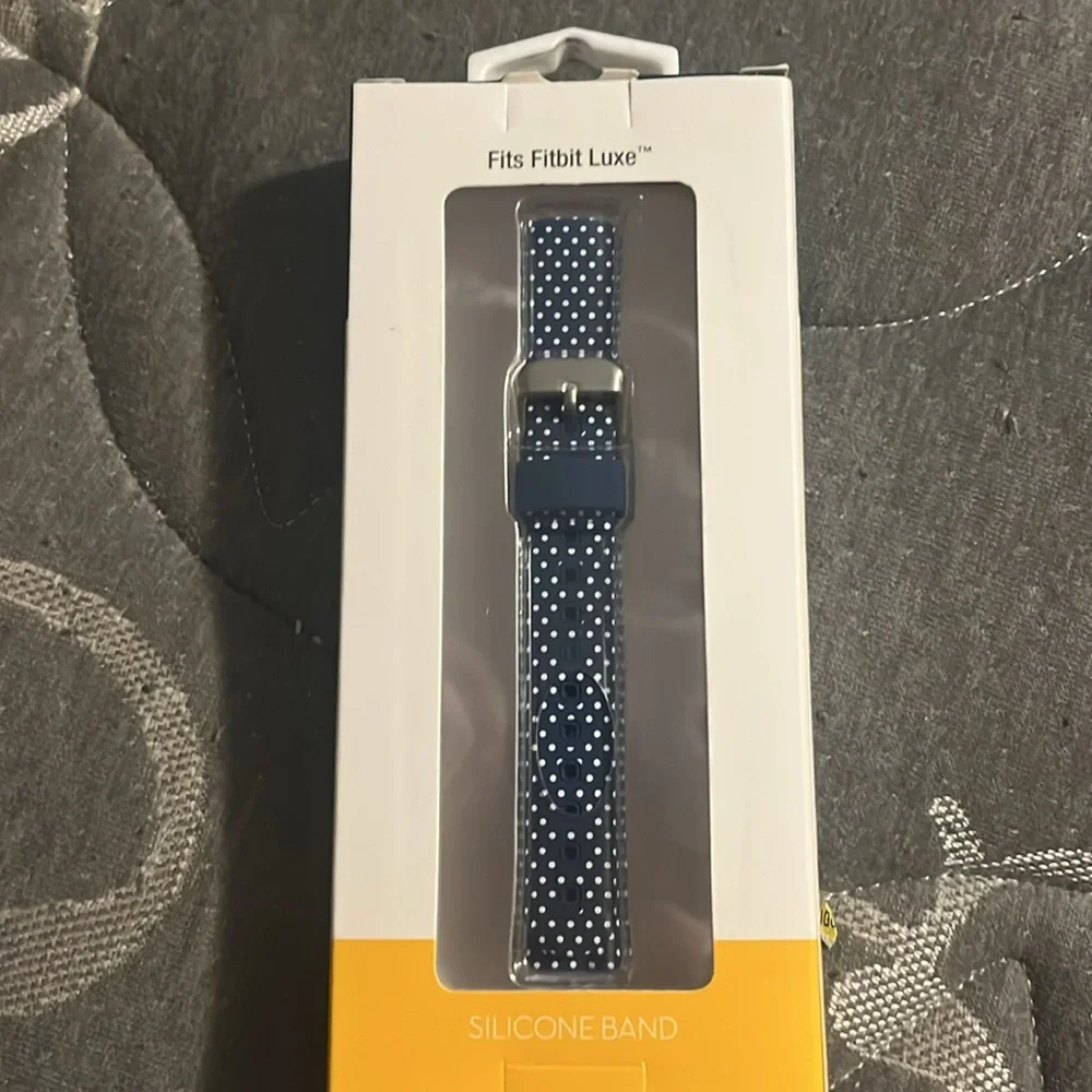NWT Dabney Lee Silicone Band Dottie for Fitbit Luxe